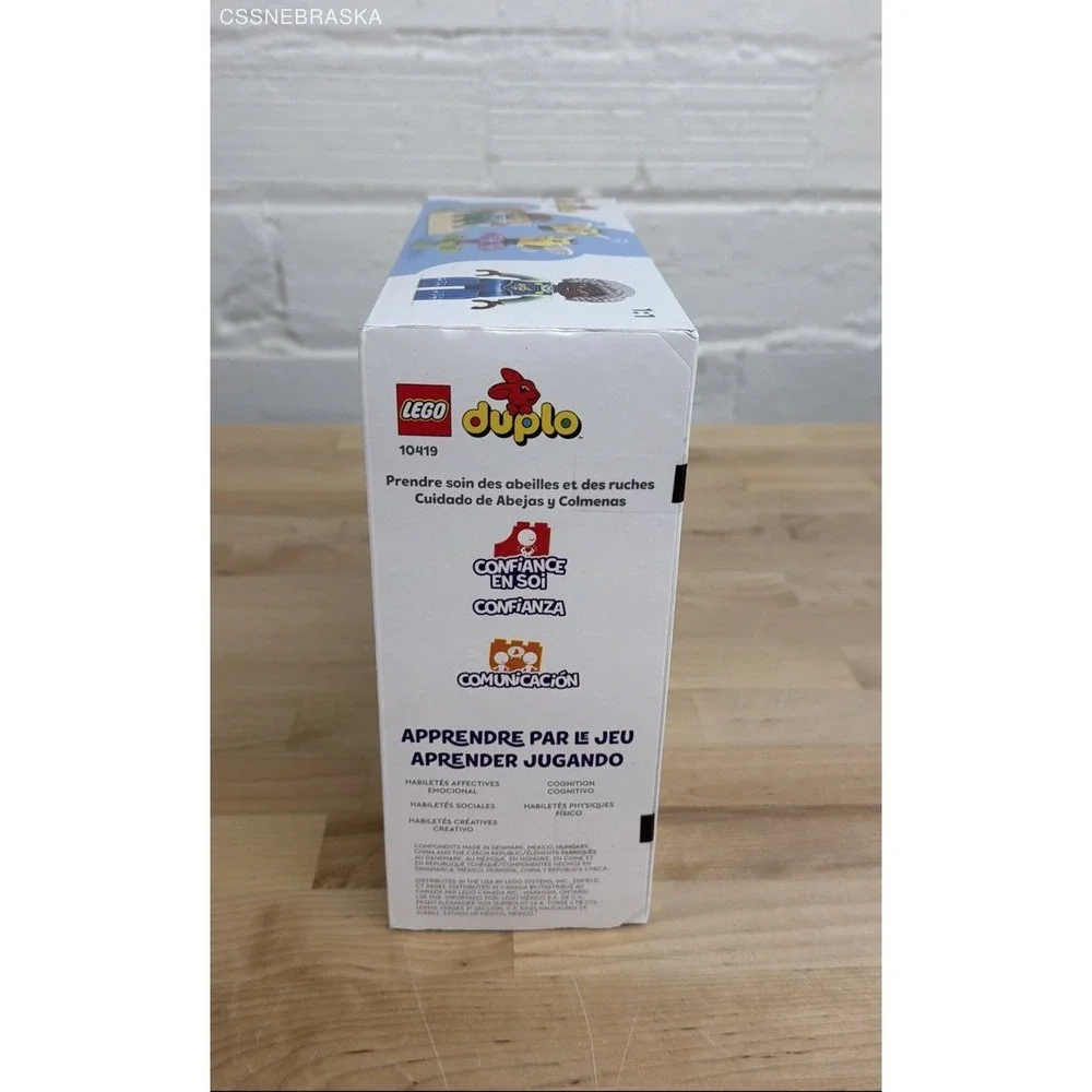 LEGO‎ DUPLO: Caring for Bees & Beehives